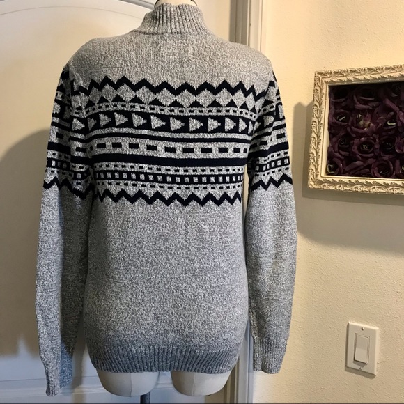 Urban PIPELINE Sweater / Like New / Host Pick - Picture 4 of 11